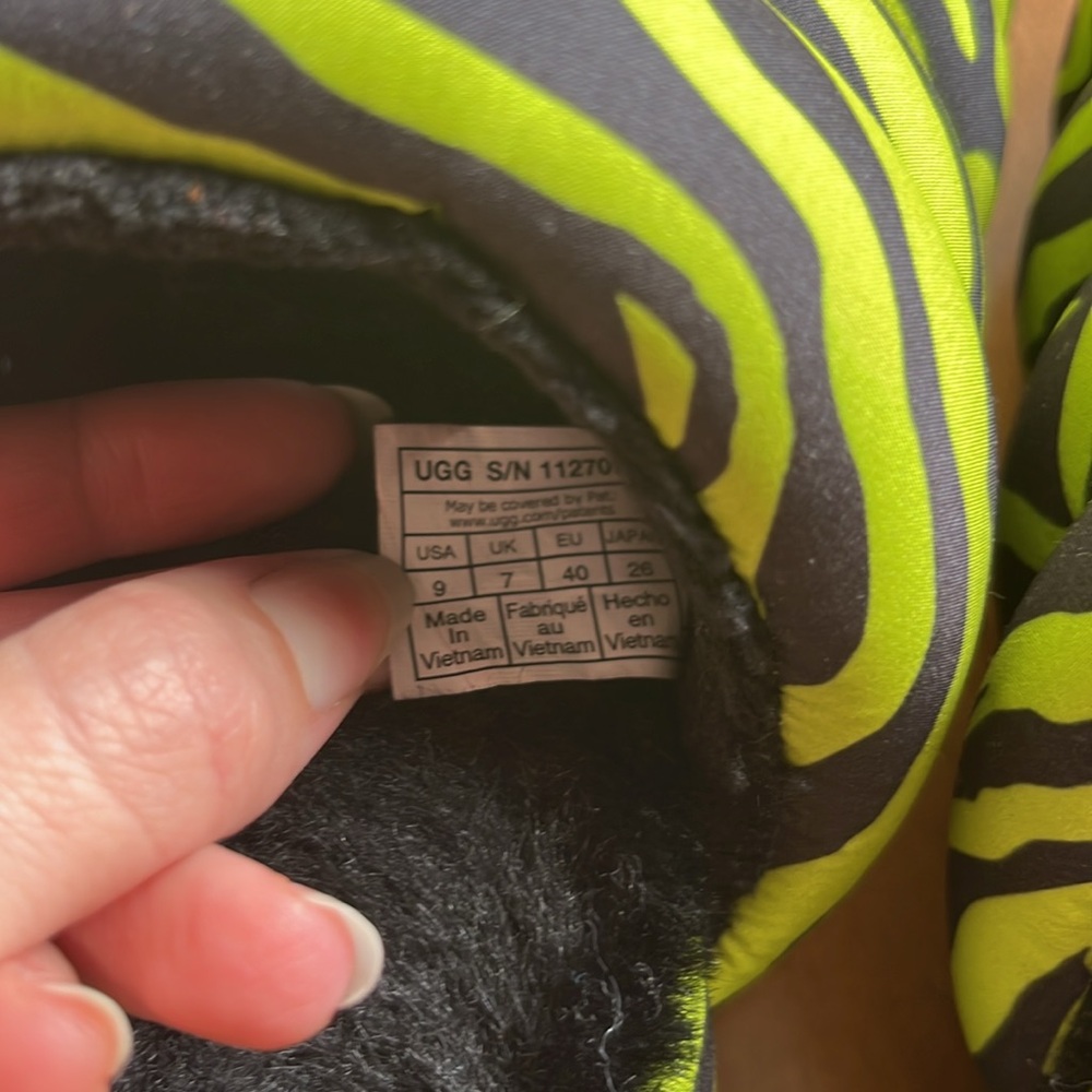 Ugg Platform Zebra Puffer Slides - image 7